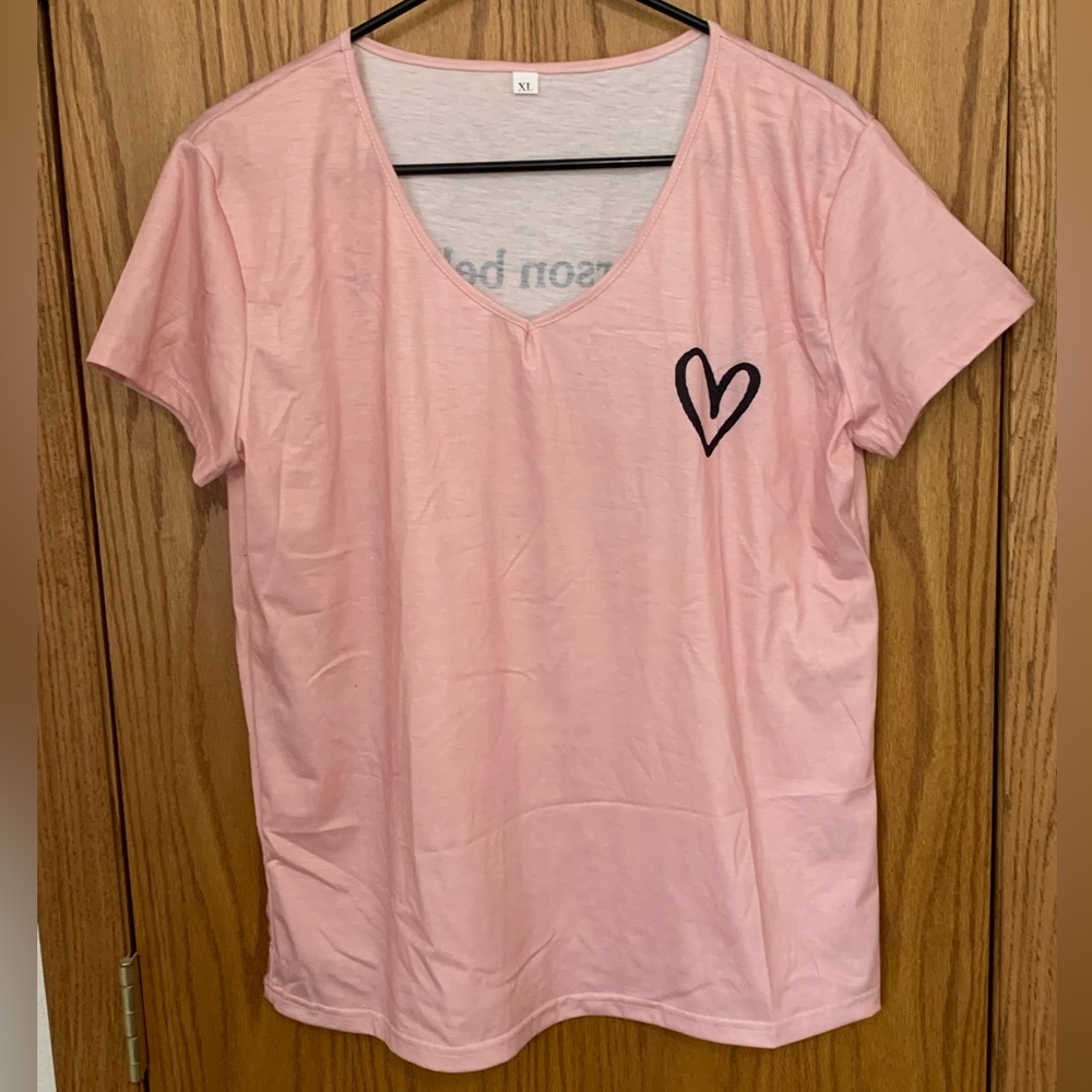 Women’s XL uplifting t shirt. Bright pink. Never worn